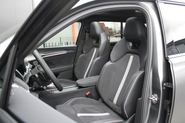 Skoda Kodiaq 1.5 TSI PHEV Sportline Business - Pano - Trekhaak - Stoel/Stuurverwarming - ACC - Canton - Navi - Camera - Blindspot - Keyless - Rijklaar