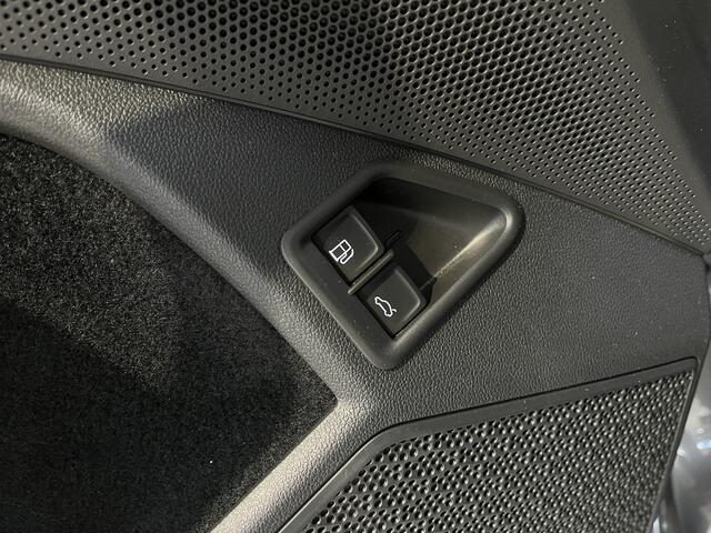 Skoda Kodiaq 1.5 TSI PHEV 204 pk Sportline | Stoelverw. | Stuurverw. | El. a. klep | El. verst. stoel + geh. | LED | 19" | Keyles entry |