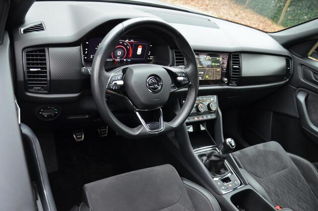 Skoda Kodiaq 1.5 TSI Sportline Business 7 Persoons Navi/Led/Ecc/Pdc/Stoel &Stuurverwarming/Achteruitrij-camera/Half-Leer/Privacy-Glass/Cruise control adaptief/Trekhaak-Afnb/Elektrisch Verstel bestuurdersstoel met geheugen/Virtual Cockpit