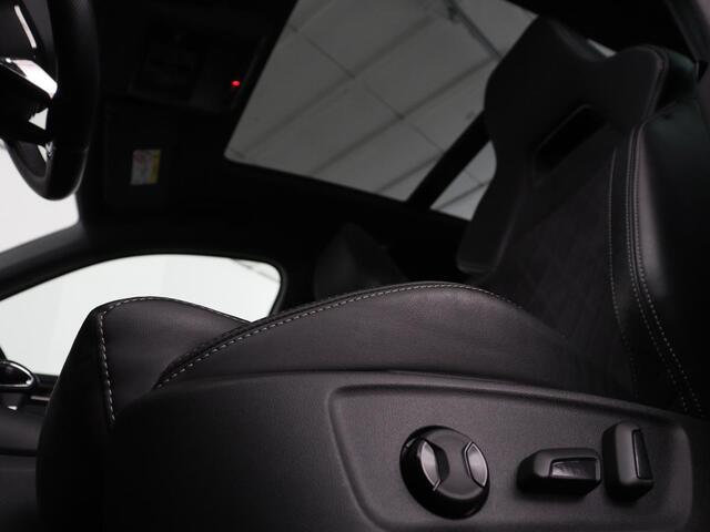 Skoda Kodiaq 1.5 TSI Sportline 7 Persoons | Panoramadak | Stoelverwarming | Trekhaak | Adaptive cruise | Carplay | Memory | 20 inch | Virtual Cockpit | Alcantara | Keyless | Navigatie