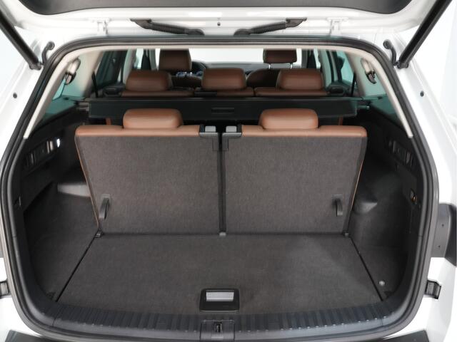 Skoda Kodiaq 1.4 TSI ACT 150pk DSG Style Business 7p. Navigatie Leer trekhaak 360 camera Stoelverwarming 289