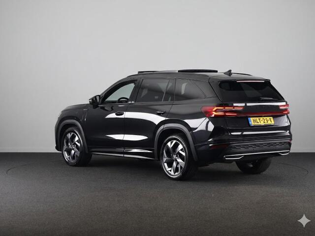 Skoda Kodiaq 1.5 TSI PHEV Sportline Business 204 pk Automaat (DSG) | Verlengde garantie | Navigatie | Panoramadak | Trekhaak (wegklapbaar) | Parkeersensoren | Achteruitrijcamera | Stoelverwarming v/a |