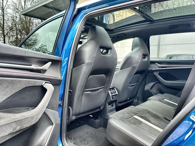 Skoda Kodiaq 1.5 TSI 204pk DSG PHEV Sportline Business · Panoramadak · Wegklapbare Trekhaak · Camera · Keyless · Dodehoek Detectie · Canton Audio · 19'' Inch · Garantie t/m 22-05-2029 of 100.000km