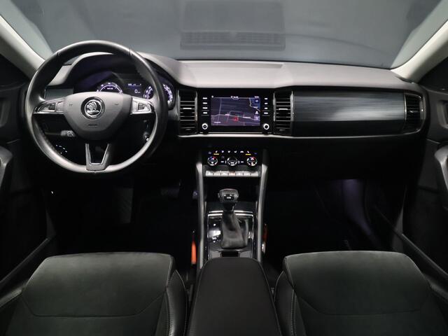 Skoda Kodiaq 1.5 TSI Limited Business Edition 7p. [TREKHAAK, ADAPTIVE CRUISE CONTROL, APPLE CARPLAY, ANDROID AUTO, ACHTERUITRIJCAMERA, PDC V+A, STOELVERWARMING, ELEKTRISCHE ACHTERKLEP, NIEUWSTAAT]