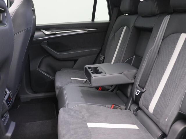 Skoda Kodiaq 1.5 TSI PHEV Sportline Business Pano-Schuifdak, Trekhaak, Dynamic Chassis, 20" LM Velgen, Memorystoelen, Stoel-Stuurverwarming, Canton Audio, Elektr. Achterklep, Winterpakket