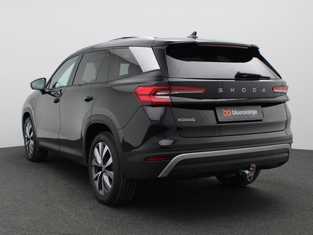 Skoda Kodiaq 1.5 TSI PHEV Business Edition Plus 204PK DSG Pano-Schuifdak, Trekhaak, 19" LM Velgen, Stoelverwarming, Memorystoel, Achteruitrijcamera, Keyless, Side Assist, Elektr. Achterklep