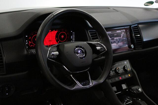 Skoda Kodiaq 1.5 TSI Sportline Business 7p. | PANO-DAK | ACC | STOEL-VERW | CAMERA | DAB | 19'LMV | CARPLAY | TREKHAAK |