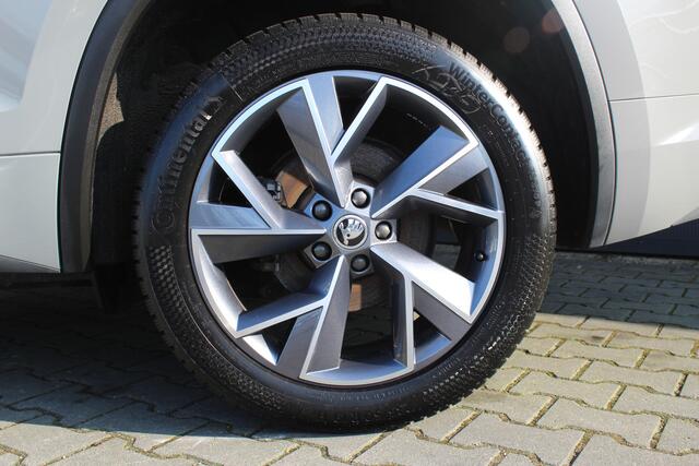 Skoda Kodiaq 1.5 TSI Sportline Business | Incl. 12 maanden garantie | Trekhaak | Schuif/kantel dak | Premium audio | Stoelverwarming | Stuurverwarming | Cruise control | Apple Carplay/Android Auto | Climate control | Bluetooth | Airco | Elektrische achterklep