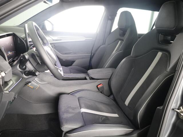 Skoda Kodiaq 1.5 TSI PHEV Sportline Business 204 pk Automaat (DSG) | Verlengde garantie | Navigatie | Panoramadak | Trekhaak (wegklapbaar) | Parkeersensoren | Achteruitrijcamera | Stoelverwarming v/a |