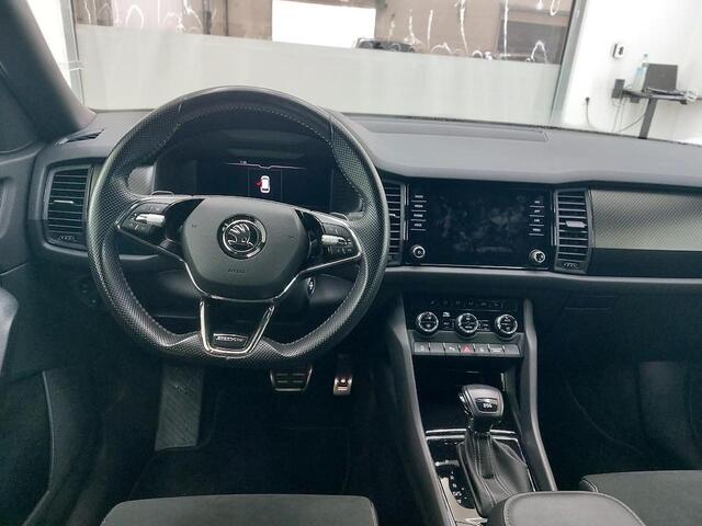 Skoda Kodiaq 1.5 TSI SPORTLINE BUSINESS I AUTOMAAT I TREKHAAK I P-CAMERA I STOELVERWARMING