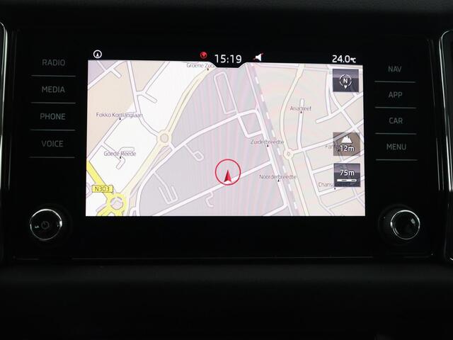 Skoda Kodiaq 1.5 TSI Business Edition | Trekhaak | Camera | Carplay | Navigatie | Half leder | Climate control | Cruise control | Full LED