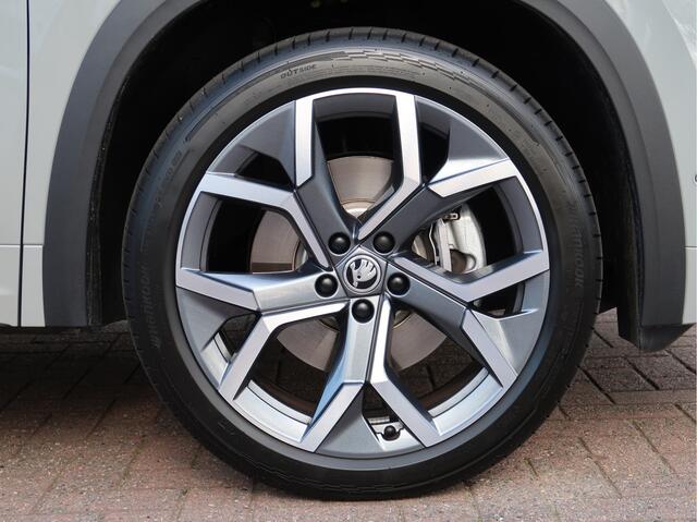 Skoda Kodiaq 1.5 TSI Sportline Business 7 Pers. | panoramadak | 360camera | 20 inch |