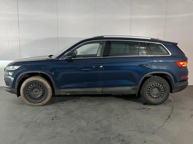 Skoda Kodiaq 1.5 TSI Style / AUTOMAAT/ TREKHAAK/ 18" LMV/ KEYLESS/ DIGITAL DASH/ CRUISE/ NAVI/ SMARTLINK/ CLIMA/ STOELVERWARM./ PARK. SENSOREN