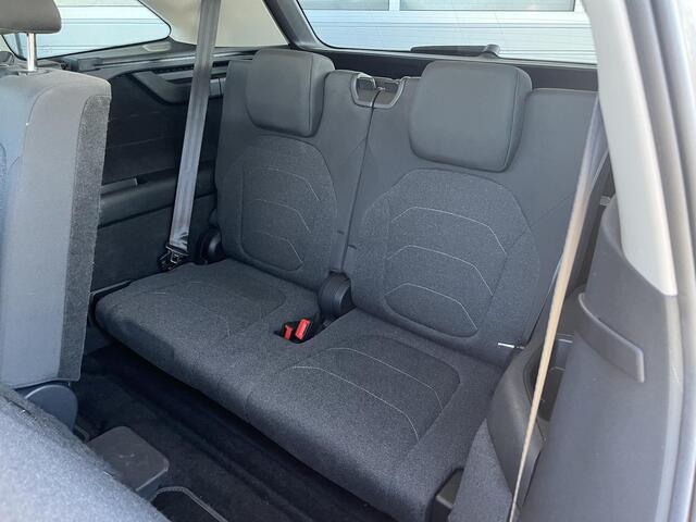 Skoda Kodiaq 1.5 TSI MHEV Business Edition 7-Persoons Panoramadak, Trekhaak, ACC, LED, Memory