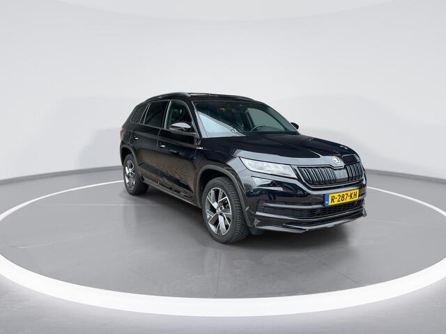 Skoda Kodiaq 1.5 TSI 150pk DSG Sportline · Camera · Panoramadak · Apple/Android Car Play · Elek Voorstoel · Wegklapbare Trekhaak · 19'' Inch ·