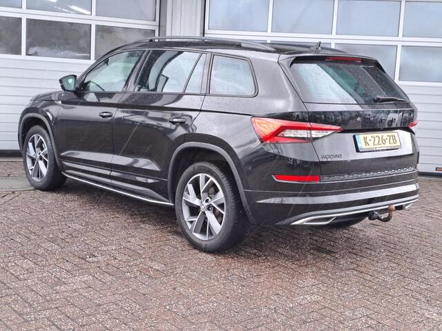 Skoda Kodiaq 1.5 TSI Sportline Business 7-Persoons, Panoramadak, Trekhaak, Memory, Stuurverwarming!