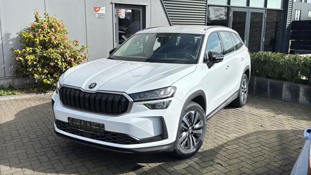 Skoda Kodiaq 1.5 TSI MHEV 110KW / 18 INCH / TREKHAAK / 7 PERSOONS / FACELIFT