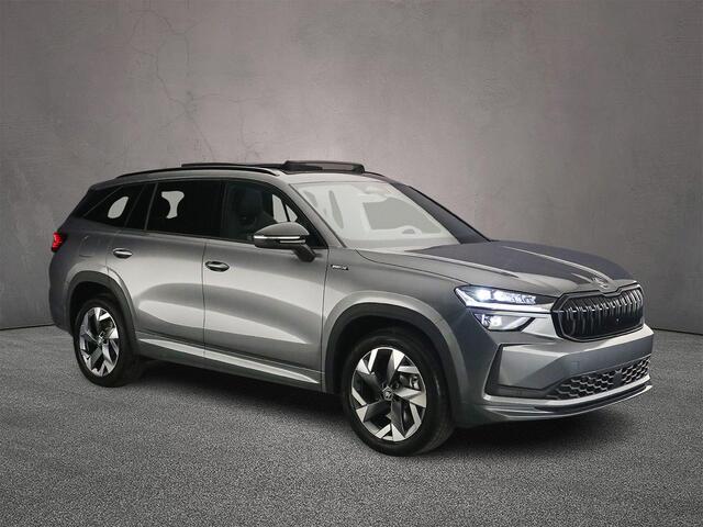 Skoda Kodiaq Sportline Business 1.5 TSI PHEV 204pk DSG Automaat Trekhaak, Panoramadak, Adaptive cruise control, Elektrische achterklep, LED matrix koplampen, Achteruitrijcamera