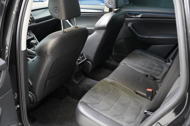 Skoda Kodiaq 1.5 TSi 150pk Business Edition DSG | Trekhaak | Panoramadak | Blind-Spot | Adaptive cruise | Sfeerverlichting | Camera