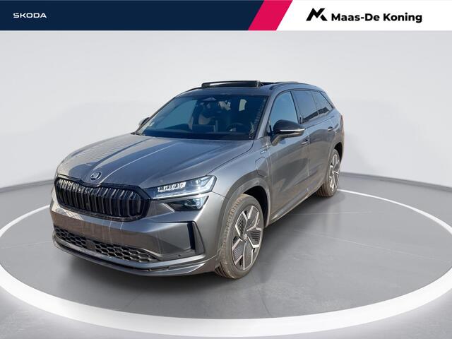 Skoda Kodiaq 1.5TSI/204PK DSG PHEV Sportline · Trekhaak · Panoramadak · Camera + Parkeersensoren · Fabrieksgarantie t/m Februari 2030 of 60.000KM