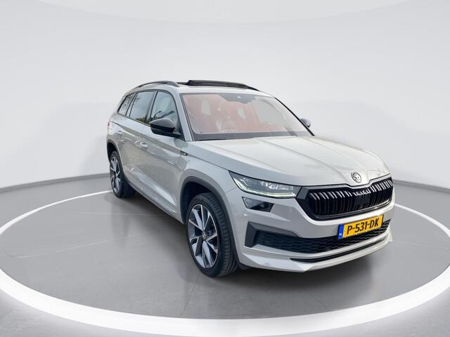 Skoda Kodiaq 1.5TSI/150PK Sportline Business DSG · Panoramadak · Leder · Trekhaak · Camera · Apple/Android Car Play ·