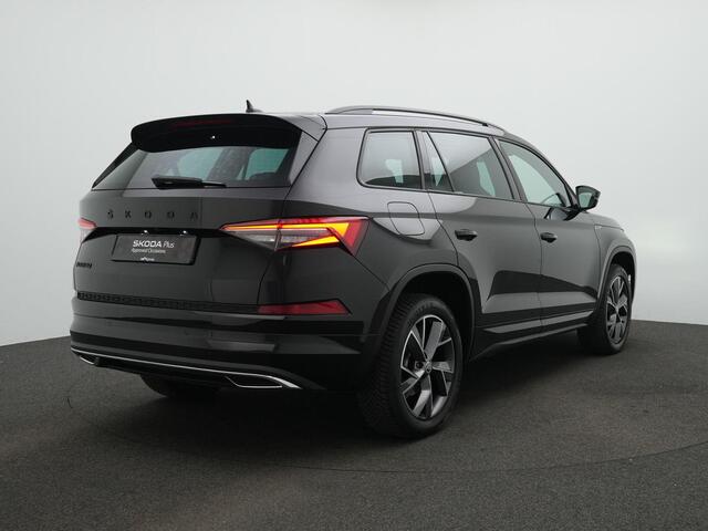 Skoda Kodiaq 7-zits 1.5 TSI 150 pk Sportline Business | Trekhaak | Geheugenstoel | Matrix LED | Leder/alcantara | Stuur-/stoelverwarming