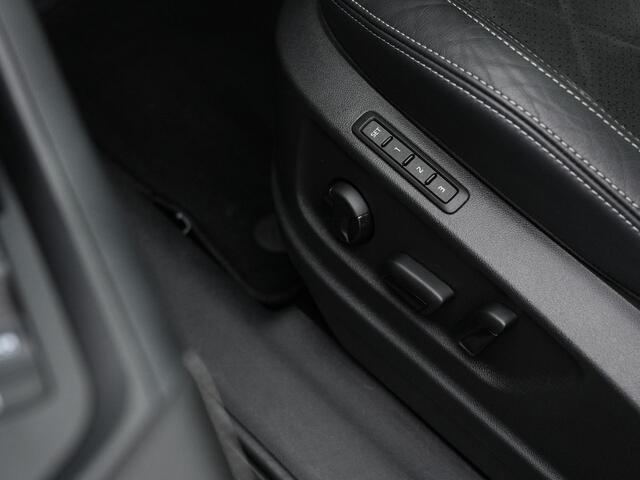 Skoda Kodiaq 7-zits 1.5 TSI 150 pk Sportline Business | Trekhaak | Geheugenstoel | Matrix LED | Leder/alcantara | Stuur-/stoelverwarming