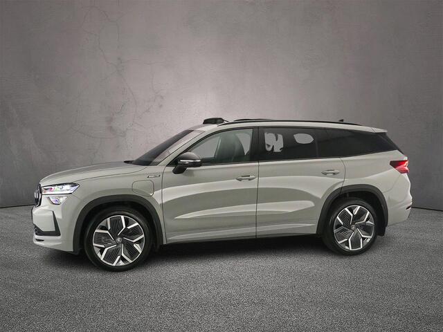 Skoda Kodiaq Sportline Business 1.5 TSI PHEV 204pk DSG Automaat Trekhaak, Panoramadak, Adaptive cruise control, Achteruitrijcamera, LED matrix koplampen