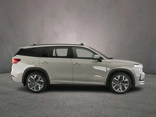 Skoda Kodiaq Sportline Business 1.5 TSI PHEV 204pk DSG Automaat Trekhaak, Panoramadak, Adaptive cruise control, Elektrische achterklep, LED matrix koplampen