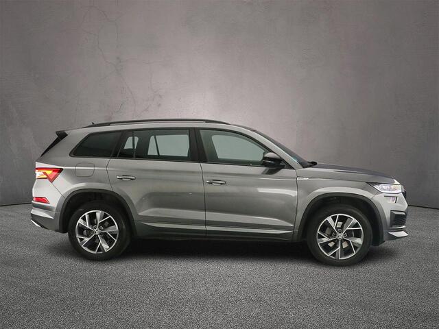 Skoda Kodiaq Sportline Business 1.5 TSI 150pk DSG Automaat Trekhaak, LED matrix koplampen, Cruise control, Navigatie, Achteruitrijcamera, Parkeersensoren