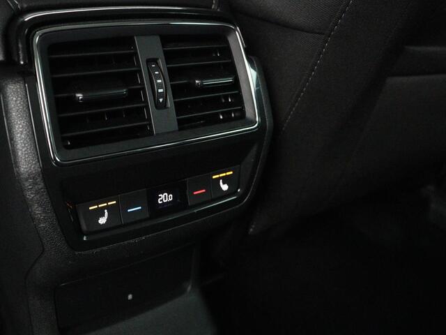 Skoda Kodiaq 2.0 TSI 4x4 Style | Trekhaak | Stoelverwarming | 360 Camera | Adaptive cruise | Carplay | Canton Sound | Navigatie | Park Assist | Sfeerverlichting | Full LED | Memory | Achterbankverwarming