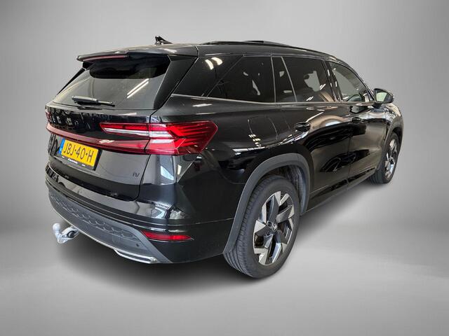 Skoda Kodiaq 1.5 TSI 204pk DSG PHEV Sportline Business · Panoramadak · Camera · Wegklapbare Trekhaak · Apple/Android Car Play · Stoelverwarming · 19'' Inch · Garantie t/m 18-08-2029 of 100.000km