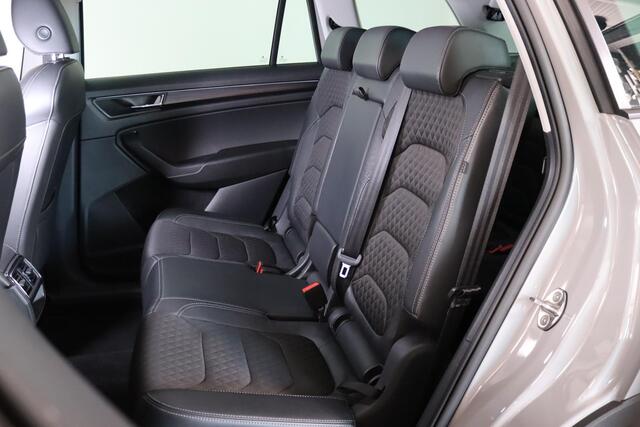 Skoda Kodiaq 1.5 TSI Business Edition 7-Persoons Trekhaak, Canton audio, Mooie kleur!