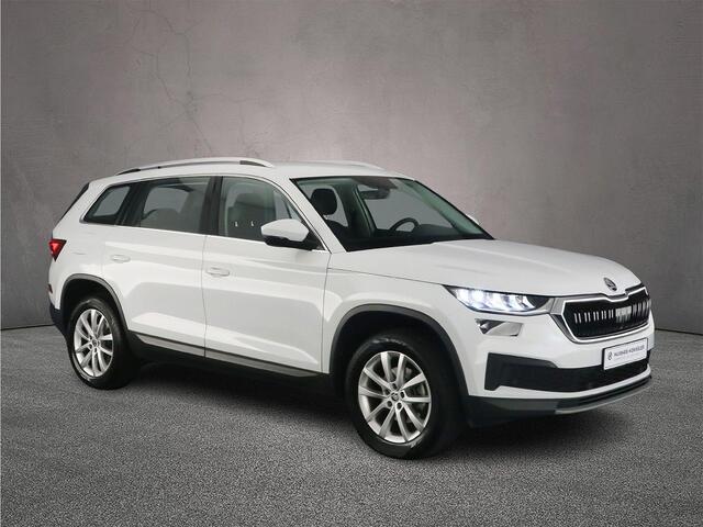 Skoda Kodiaq Business Edition 1.5 TSI 150pk Trekhaak, Cruise control, Navigatie, Achteruitrijcamera, LED koplampen, Elektrische achterklep, Parkeersensoren, Airco, DAB, Radio, App connect