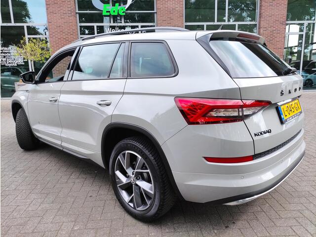 Skoda Kodiaq 1.5 TSI Sportline Business Stoel+Stuurwielverwarming - Achteruitrijcamera - Virtual cockpit - Apple Carplay - NL auto