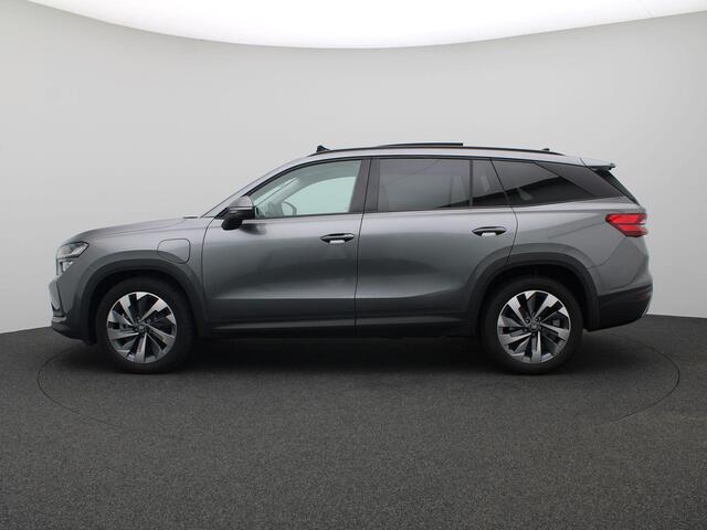 Skoda Kodiaq 1.5 TSI PHEV Business Edition Plus Pano-Schuifdak, Trekhaak, 19` LM Velgen, Stoelverwarming, Keyless, Virtual Pedal, Navi, Side Assist, Stuurwielverwarming, Memorystoel