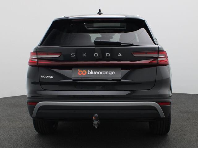 Skoda Kodiaq 1.5 TSI MHEV Business Edition Plus 7p. 150PK DSG Matrix led, Trekhaak, Panoramadak, Adaptive cruise met travel assist, Side assist, Achteruitrijcamera, Stuur-stoelverwarming, Keyless, Alarm, 19" lichtmetaal