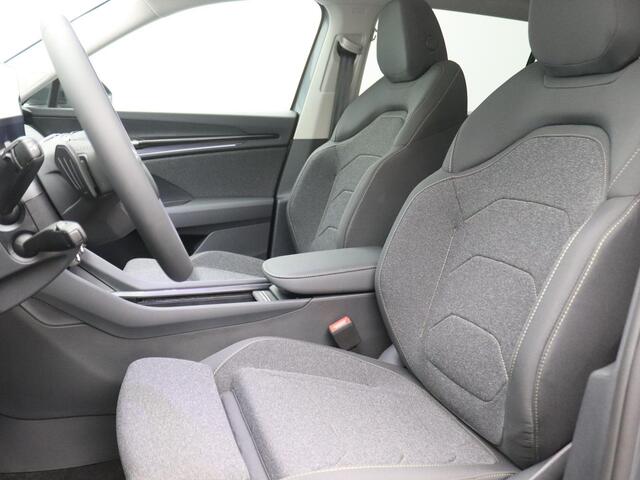 Skoda Kodiaq 1.5 TSI PHEV Business Edition Plus 204PK DSG Pano-Schuifdak, Trekhaak, 19" LM Velgen, Stoel-stuurverwarming, Keyless, Virtual Cockpit, Navi, Side Assist, Memorystoel, Achteruitrijcamera, LED koplampen/interieurverlichting