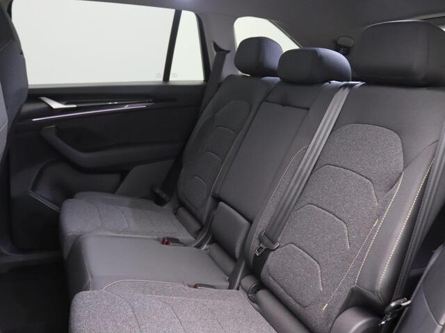 Skoda Kodiaq 1.5 TSI MHEV Business Edition Plus 7p. 150PK DSG Panoramadak, Trekhaak wegklapbaar, 19" LM velgen, Matrix LED verlichting, Achteruitrijcamera, Keyless, Elektr. Achterklep