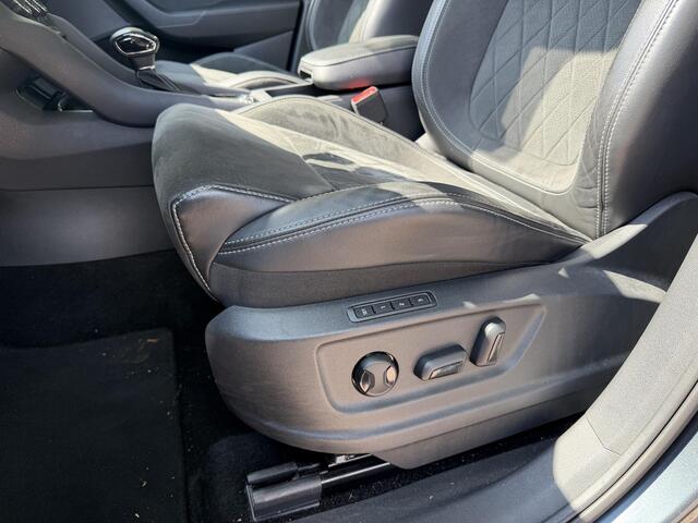 Skoda Kodiaq 1.5 TSI Sportline 7p GARANTIE TOT 06-2031* . PANORAMA-DAK . STUUR & STOEL VERWARMING . ADAPTIEVE CRUISE CONTROL .