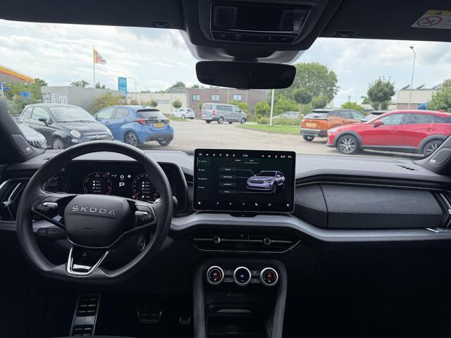 Skoda Kodiaq 1.5 TSI PHEV Sportline Business AFNEEMBARE TREKHAAK | SFEER VERLICHTING | VIRTUAL DISPLAY | CAMERA | MATRIX LED KOPLAMPEN | ADAPTIEVE CRUISE | DODEHOEK DETECTIE | ELEKTRISCH VERSTELBARE STOELEN | KEYLESS | VERWARMDE STOELEN/STUUR || NAVIGATIE |
