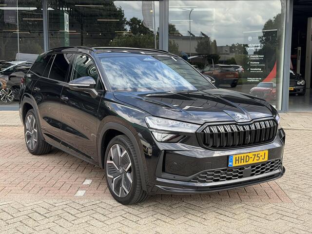 Skoda Kodiaq 1.5 TSI PHEV Sportline Business AFNEEMBARE TREKHAAK | SFEER VERLICHTING | VIRTUAL DISPLAY | CAMERA | MATRIX LED KOPLAMPEN | ADAPTIEVE CRUISE | DODEHOEK DETECTIE | ELEKTRISCH VERSTELBARE STOELEN | KEYLESS | VERWARMDE STOELEN/STUUR || NAVIGATIE |