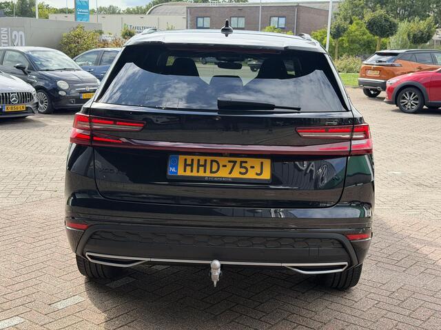 Skoda Kodiaq 1.5 TSI PHEV Sportline Business AFNEEMBARE TREKHAAK | SFEER VERLICHTING | VIRTUAL DISPLAY | CAMERA | MATRIX LED KOPLAMPEN | ADAPTIEVE CRUISE | DODEHOEK DETECTIE | ELEKTRISCH VERSTELBARE STOELEN | KEYLESS | VERWARMDE STOELEN/STUUR || NAVIGATIE |