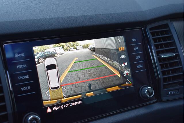 Skoda Kodiaq 1.5 TSI Sportline Business 7p. Panorama, Adaptive cruise, Canton, Memory, Camera, Virtual cockpit, Trekhaak