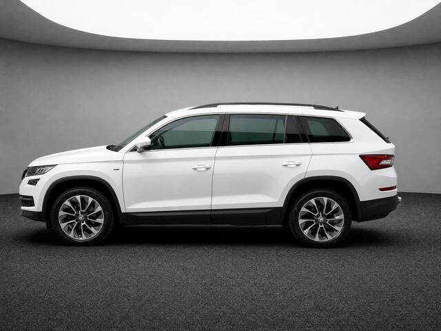 Skoda Kodiaq 1.5 TSI 150pk DSG Business Edition · Trekhaak · Camera · Apple/Android Car Play · Navigatie · Stoel-& Stuurverwarming · 19'' Inch ·