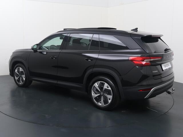 Skoda Kodiaq 1.5 TSI PHEV Business Edition | 204 PK | SoH 100 % | Trekhaak wegklapbaar | Adaptive Cruise Control | Achteruitrijcamera | Panoramadak | Dodehoek detectie | Keyless Entry | Elektrische achterklep | Navigatiesysteem | Stoelverwarming |