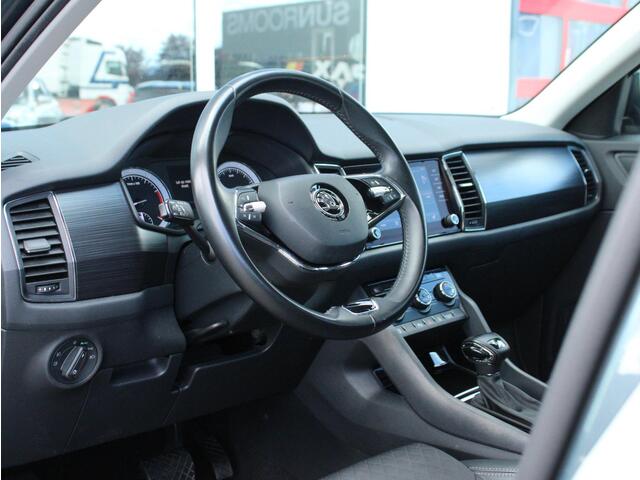 Skoda Kodiaq 1.5 TSI DSG Business Edition 7-Zits Automaat, Org NL, Leder/Stof Bekleding, Cruise en Climate Control, Navigatie