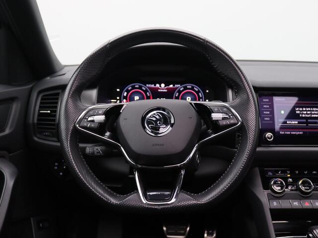 Skoda Kodiaq 1.5 TSI Sportline Business 7p. 150PK DSG Panoramadak, Achteruitrijcamera, Navi, 19" LM Velgen, Keyless, Side Assist, Adaptieve Cruise Control