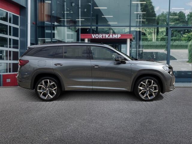 Skoda Kodiaq 1.5 TSI PHEV SPORTLINE FISCAAL LAAG!! TREKHAAK/20''/PANO-DAK/ELEK-KLEP/ACC/360-CAMERA
