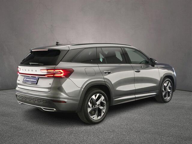 Skoda Kodiaq 1.5 TSI PHEV Sportline Business 204pk DSG Automaat, Adaptive cruise control, Verwarmde voorruit, Stoelverwarming, Stuurverwarming, Achteruitrijcamera, Matrix LED koplampen, Parkeersensoren